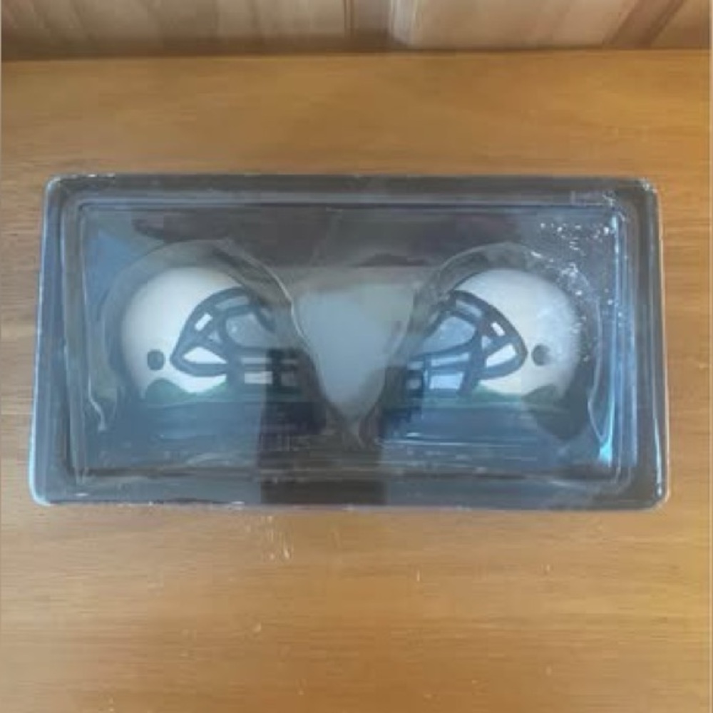 New In Package, Never Opened, Penn State Helmet Salt & Pepper Shaker